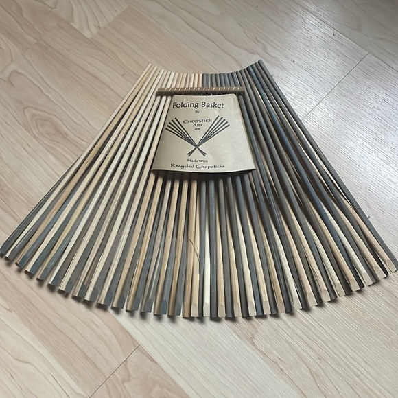 NEW! CHOPSTICK ART modern folding basket made with recycled chopsticks - Picture 6 of 7